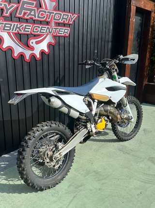 Husqvarna 125cc 2T Enduro/Motocross