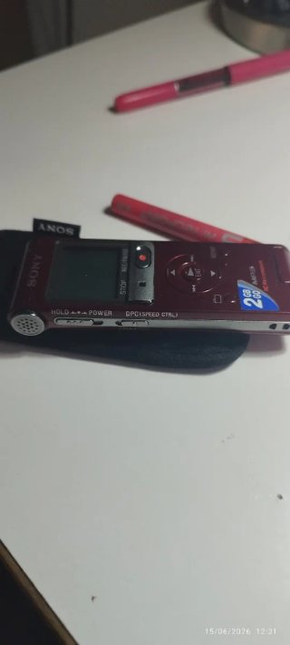 Grabadora Voz Sony IC Recorder 2GB MP3