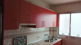 Muebles de cocina rojos