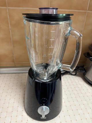 Licuadora de vaso Braun negra