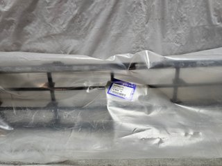 32296070 rejilla inferior central Volvo XC60