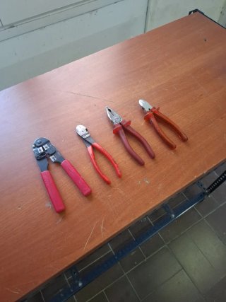 KNIPEX ALICATES DIFERENTES FUNCIONES
