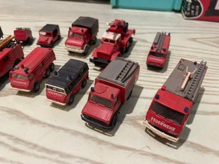 11 Miniaturas ROCO HO 1:87 Camiones Bomberos