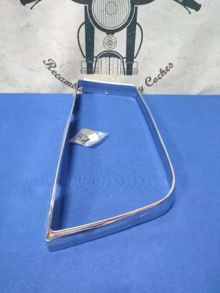 Cerquillo Cromado Izquierdo Peugeot 505