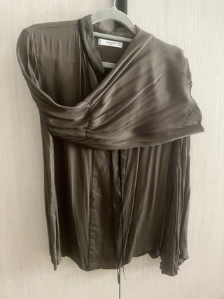 Blusa Mango Verde Talla M