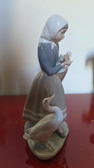 Figura Lladro Porcelana Pastora con Patos