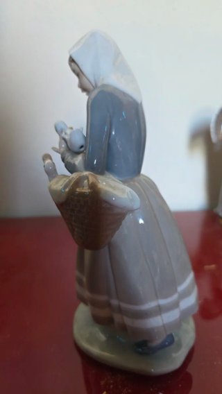 Figura Lladro Porcelana Pastora con Patos
