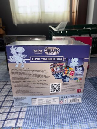 Elite Trainer Box Chilling Reign Sellada
