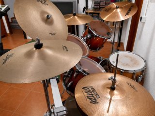 Batería Pearl Session Custom Maple + Platos
