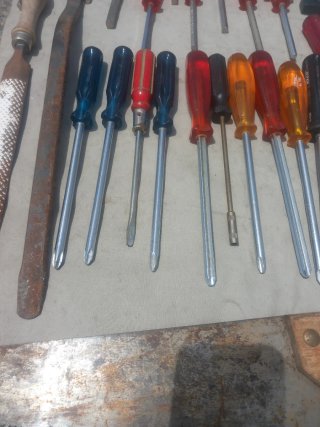 Lote de herramientas manuales