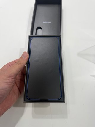 Samsung Galaxy S25 256GB+12 - ¡Solo abierto!