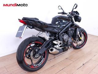 TRIUMPH STREET TRIPLE 660 S A2