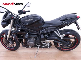 TRIUMPH STREET TRIPLE 660 S A2
