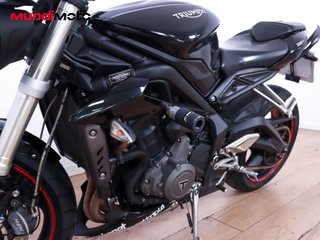 TRIUMPH STREET TRIPLE 660 S A2