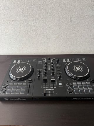 Controlador DJ Pioneer DDJ-400
