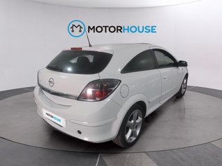 Opel Astra GTC 1.7 CDTi Sport 6-velocidades