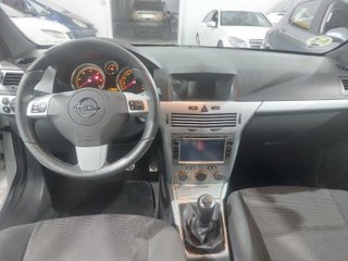 Opel Astra GTC 1.7 CDTi Sport 6-velocidades