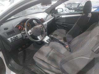 Opel Astra GTC 1.7 CDTi Sport 6-velocidades