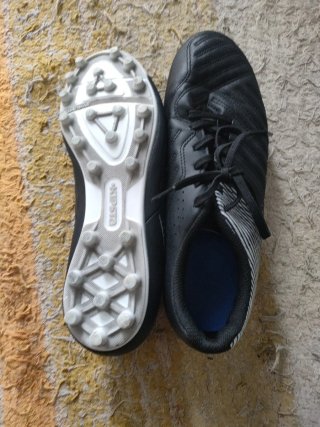 Botas de fútbol/rugby tacos KIPSTA