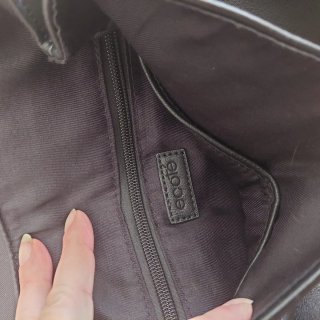 Mochila negra con flecos nueva