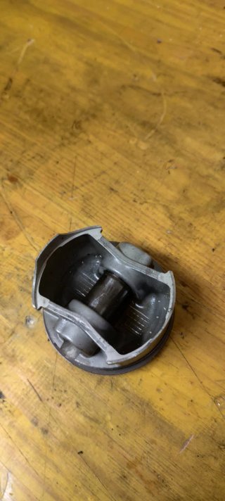 Pistón Hyosung Aquila 650 con segmentos