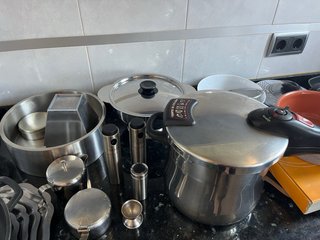 Lote menaje cocina: Olla, sartén y más