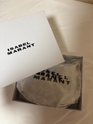 Bolso Isabel Marant granate tachuelas