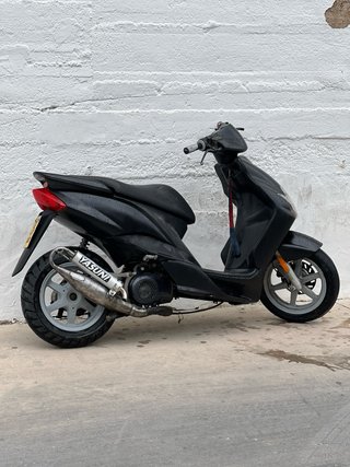 Yamaha Jog Scooter Negra