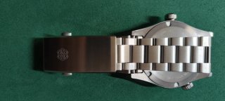 Traska Venturer GMT
