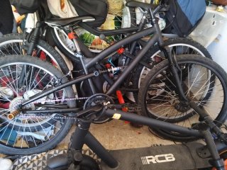 Bicicleta Doble Suspensión Negra