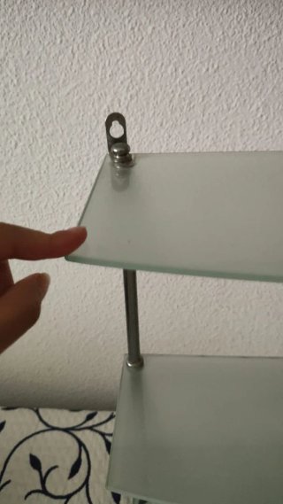 Estantería de cristal y metal