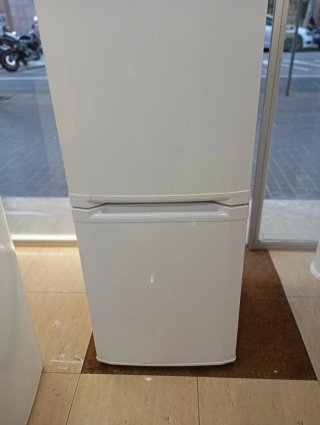 Nevera Beko Blanca