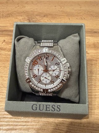 Reloj Guess Frontier plata
