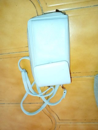Bolso bandolera azul y blanco
