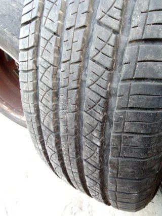 Dos 235/65 R17 108V 4x4 neumáticos Greenmax nuevos