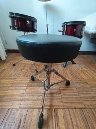 Batería musical infantil Jinbao 1044RD roja