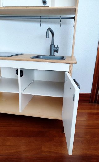 Cocinita IKEA Duktig con accesorios