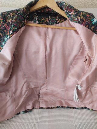 Chaqueta Zara Estampada Talla XL