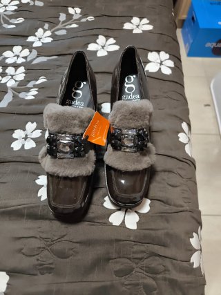 Zapatos Gadea Marrones Piel con Adorno