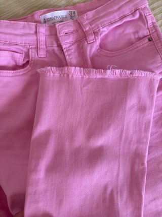 Body Barbie Tie-Dye y Pantalones Rosas