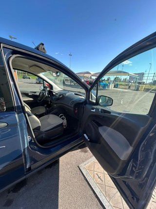 Ford Tourneo Courier 2015