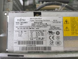 Fujitsu Esprimo E3521 E-Star5 PC + Altavoces