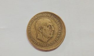 Peseta 1966 con error de acuñación