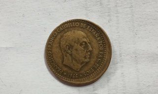 Peseta 1966 con error de acuñación