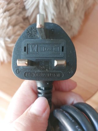 Cable de alimentación con enchufe americano