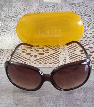 Gafas de sol Óptica 2000 marrones