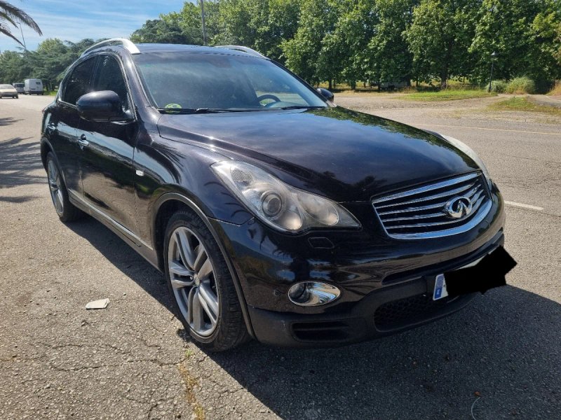 Infiniti EX30 2011 - foto 1