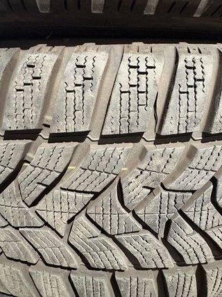 Llantas Autec 215/45 R17 con Dunlop