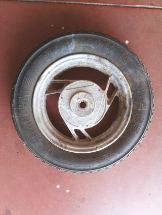 Rueda Trasera Suzuki Lido 3.50-10 Michelin