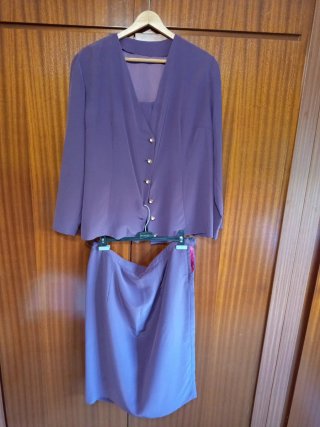Varios trajes